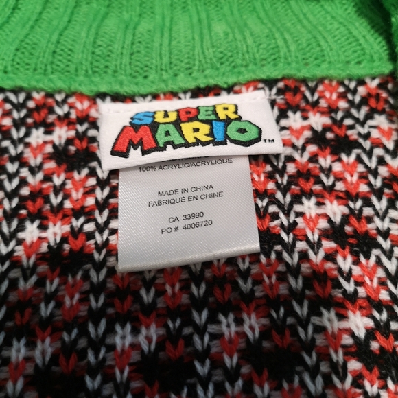 Nintendo sweater - Picture 3 of 4